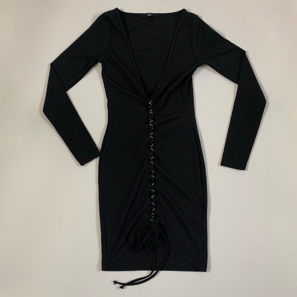 Missguided Ribbed Bodycon Chain Loop Dress - Picture 2 of 5